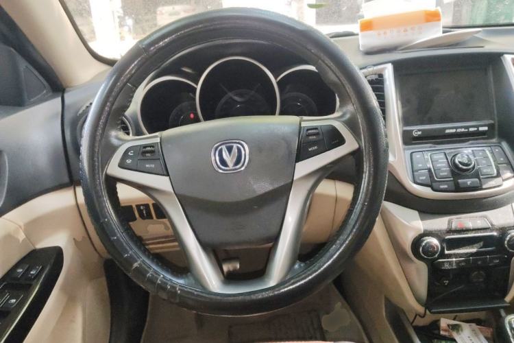Used CHANGAN Eado 2015 1.6L Manual Luxury Model China IV Standard Steering Wheel