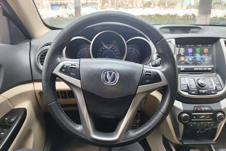 Used CHANGAN Eado 2015 1.6L Manual Luxury Model China IV Standard Steering Wheel