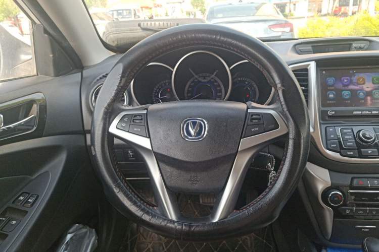 Used CHANGAN Eado 2015 1.6L Automatic Junku Model China V Standard Steering Wheel