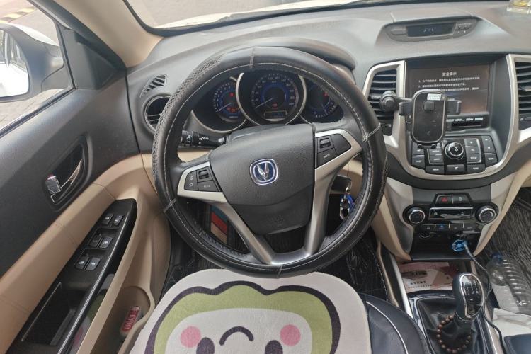 Used CHANGAN Eado 2015 1.6L Manual Luxury Model China IV Standard Steering Wheel