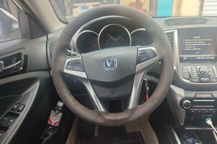 Used CHANGAN Eado 2015 1.6L Manual Junku Model China V Standard Steering Wheel