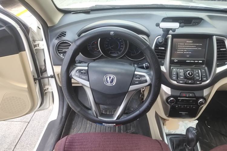 Used CHANGAN Eado 2015 1.6L Manual Luxury Model China IV Standard Steering Wheel