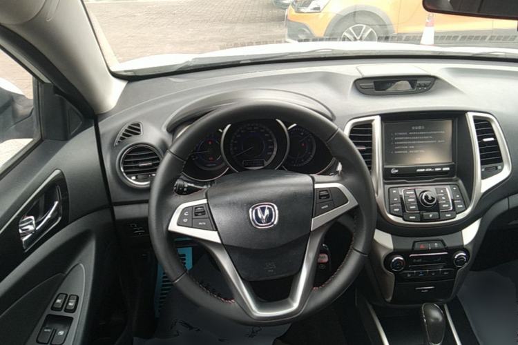 Used CHANGAN Eado 2015 1.6L Automatic Junku Model China IV Standard Steering Wheel
