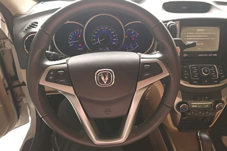 Used CHANGAN Eado 2015 1.6L Automatic Luxury Model Steering Wheel