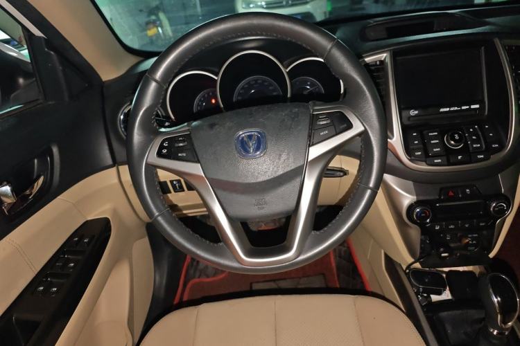 Used CHANGAN Eado 2015 1.6L Manual Luxury Model China IV Standard Steering Wheel
