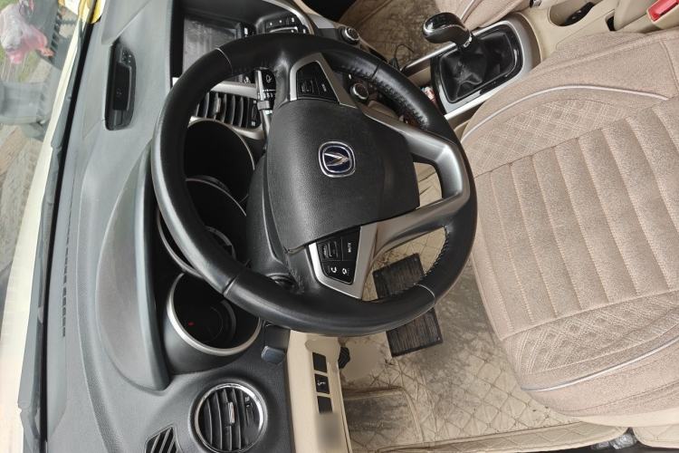 Used CHANGAN Eado 2015 1.6L Manual Luxury Model China IV Standard Steering Wheel