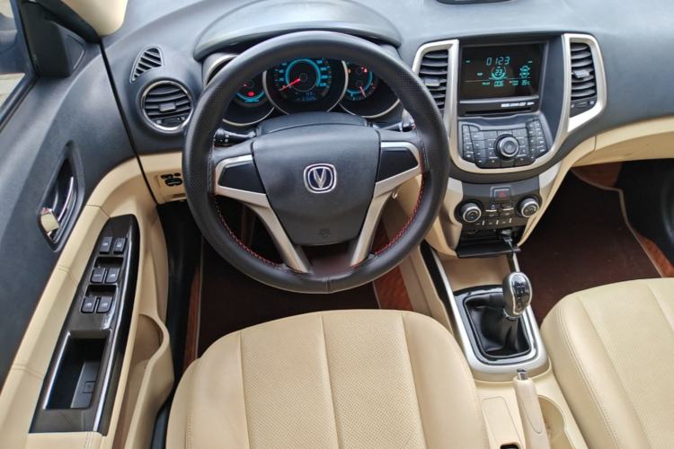 Used CHANGAN Eado 2015 1.6L Manual Elite Model China V Standard Steering Wheel