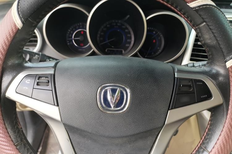 Used CHANGAN Eado 2015 1.6L Automatic Luxury Model Steering Wheel