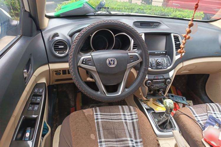 Used CHANGAN Eado 2015 1.6L Manual Luxury Model China IV Standard Steering Wheel