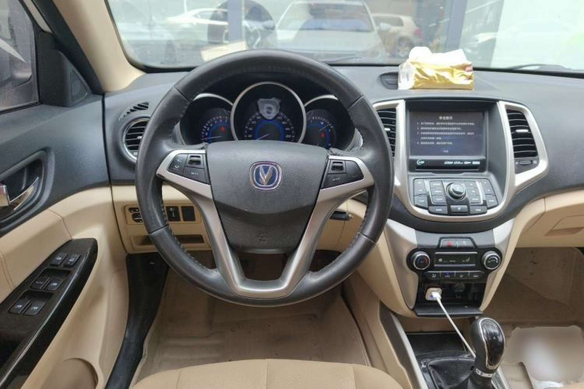 Used CHANGAN Eado 2015 1.6L Manual Luxury Model China IV Standard Steering Wheel