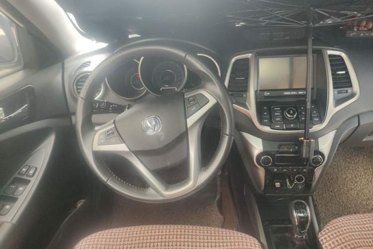 Used CHANGAN Eado 2015 1.6L Manual Junku Model China IV Standard Steering Wheel