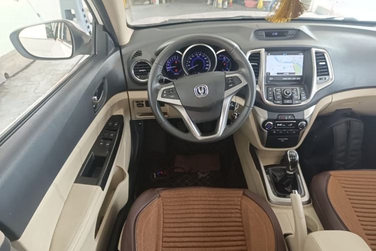 Used CHANGAN Eado 2015 1.6L Manual Luxury Model China V Standard Steering Wheel