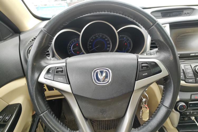 Used CHANGAN Eado 2015 1.6L Manual Luxury Model China V Standard Steering Wheel