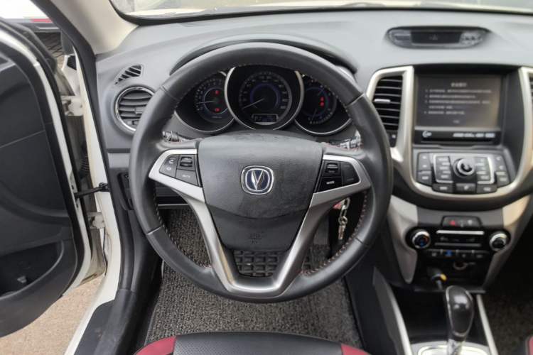 Used CHANGAN Eado 2015 1.6L Automatic Junku Model China V Standard Steering Wheel