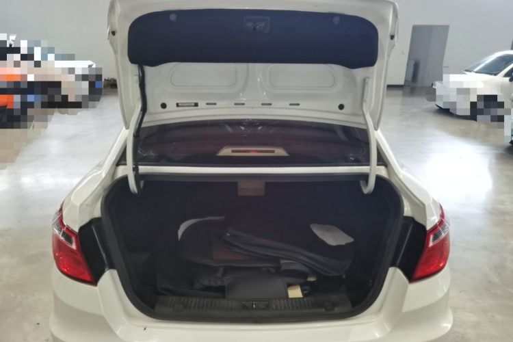 Used CHANGAN Eado 2015 1.6L Manual Luxury Model China V Standard Trunk