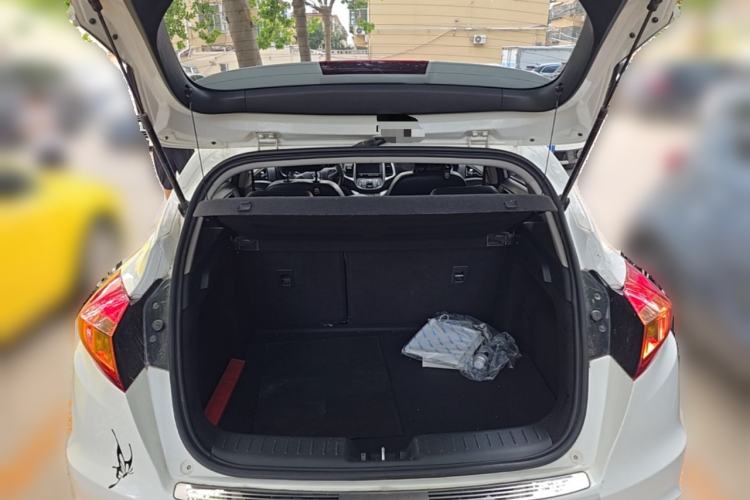 Used CHANGAN Eado 2015 1.6L Automatic Junku Model China V Standard Trunk
