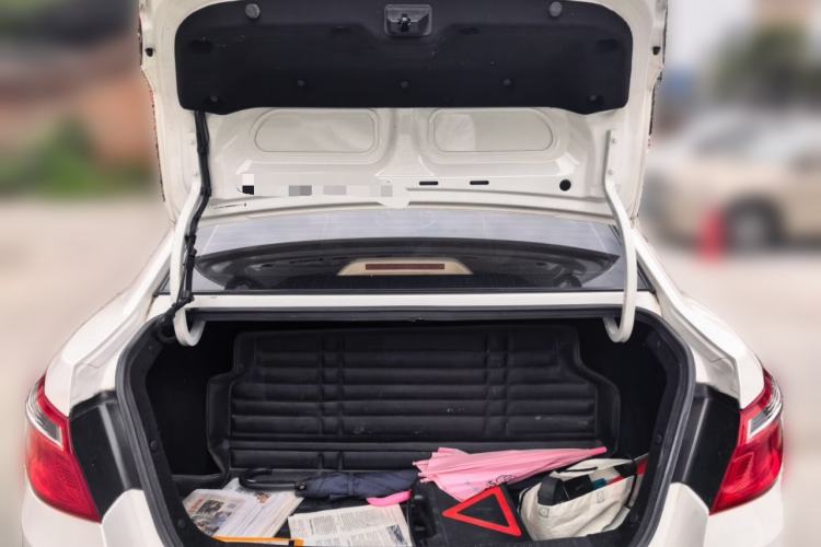Used CHANGAN Eado 2015 1.6L Automatic Luxury Model Trunk