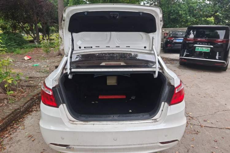 Used CHANGAN Eado 2015 1.6L Automatic Luxury Model Trunk