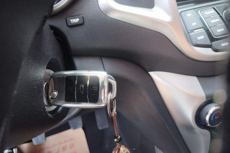 Used CHANGAN Eado 2015 1.6L Manual Junku Model China V Standard Vehicle Key