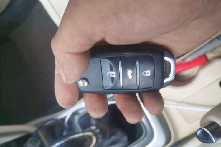 Used CHANGAN Eado 2015 1.6L Manual Luxury Model China IV Standard Vehicle Key