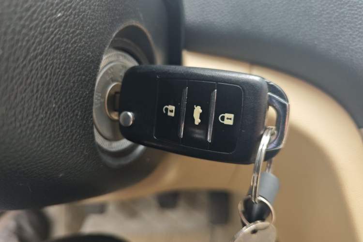 Used CHANGAN Eado 2015 1.6L Manual Luxury Model China V Standard Vehicle Key