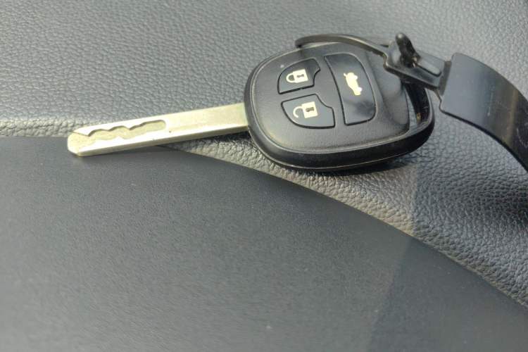 Used CHANGAN Eado 2015 1.6L Manual Luxury Model China V Standard Vehicle Key