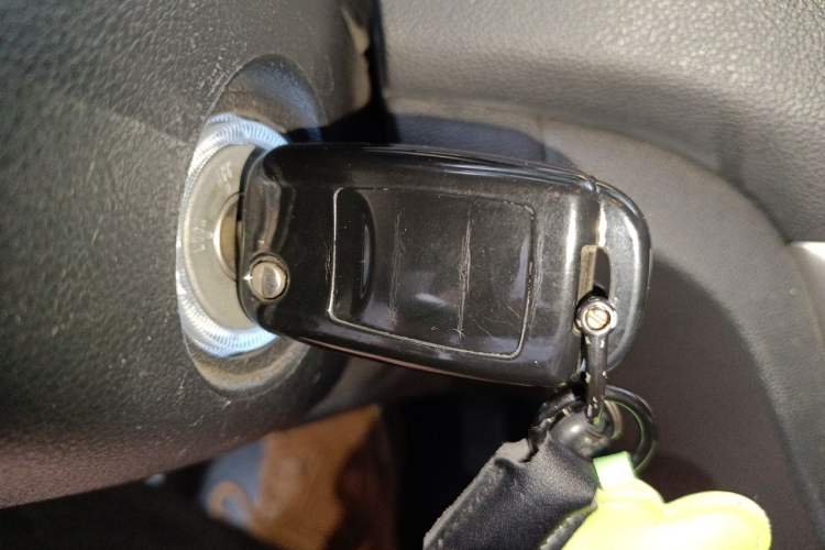 Used CHANGAN Eado 2015 1.6L Automatic Junku Model China V Standard Vehicle Key