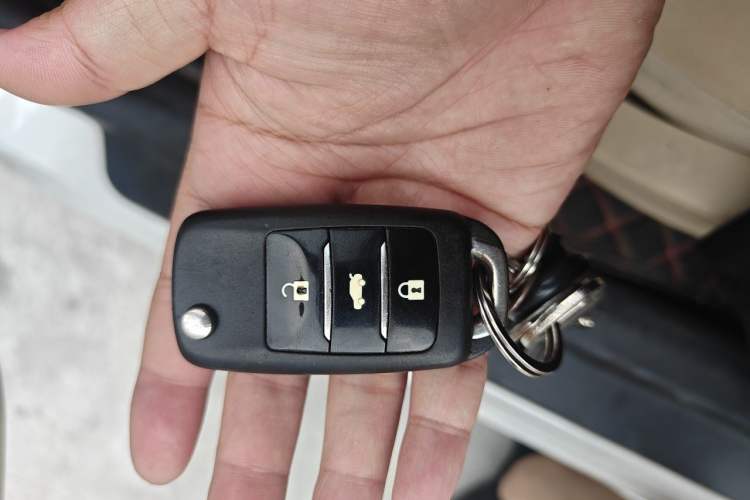 Used CHANGAN Eado 2015 1.6L Manual Luxury Model China IV Standard Vehicle Key