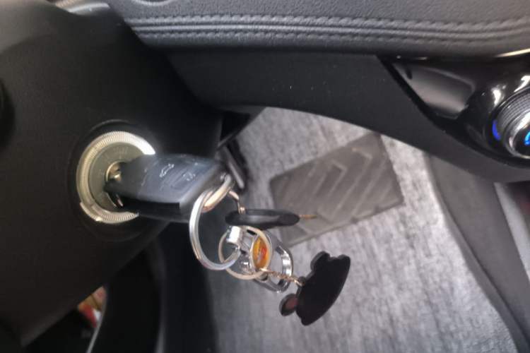 Used CHANGAN Eado 2015 1.6L Automatic Junku Model China IV Standard Vehicle Key