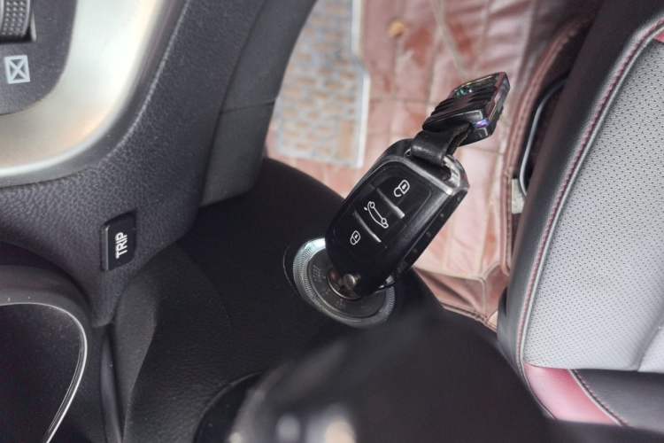Used CHANGAN Eado 2015 1.6L Automatic Junku Model China IV Standard Vehicle Key