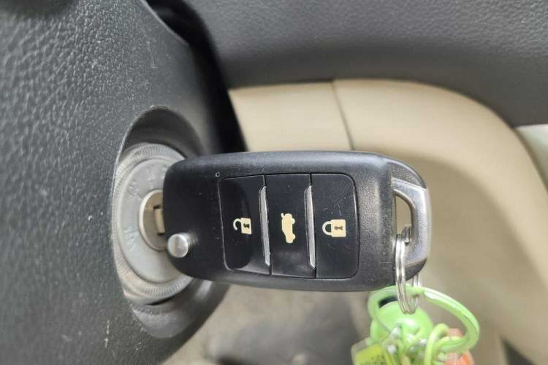 Used CHANGAN Eado 2015 1.6L Manual Luxury Model China V Standard Vehicle Key