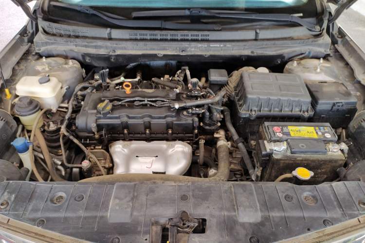 Used CHANGAN Eado 2015 1.6L Manual Luxury Model China V Standard Engine Bay