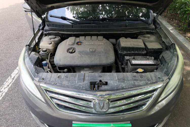 Used CHANGAN Eado 2015 1.6L Manual Luxury Model China V Standard Engine Bay
