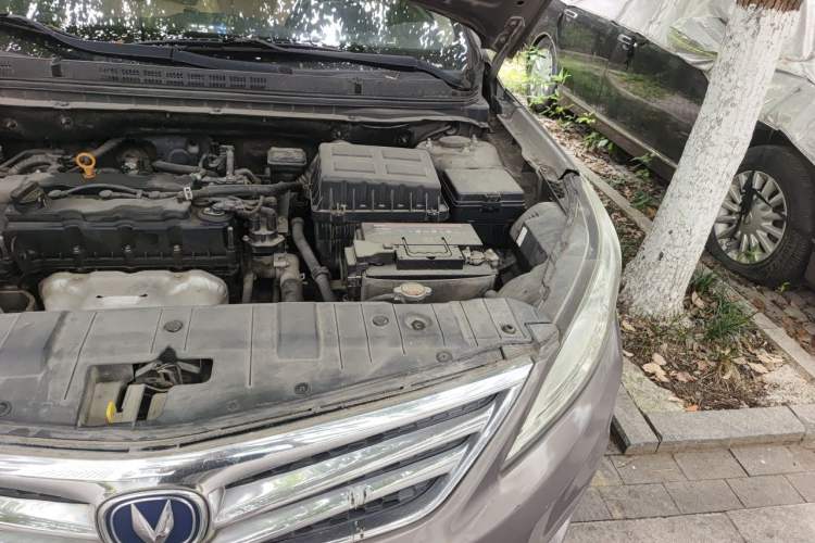Used CHANGAN Eado 2015 1.6L Automatic Luxury Model Engine Bay Left