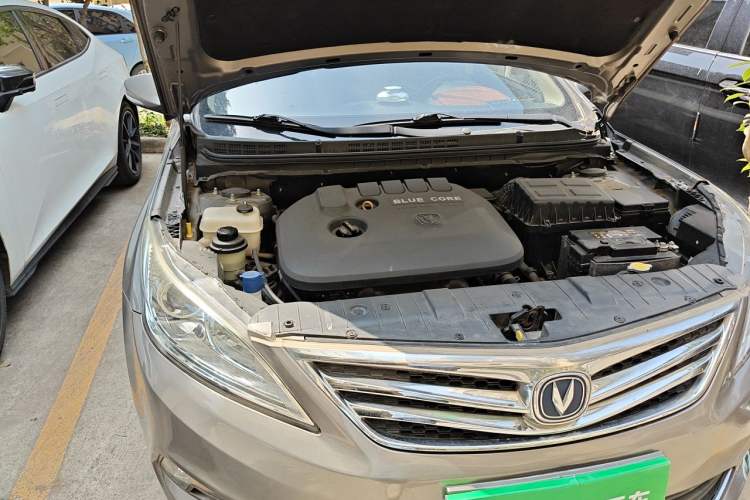 Used CHANGAN Eado 2015 1.6L Manual Luxury Model China IV Standard Engine Bay Right