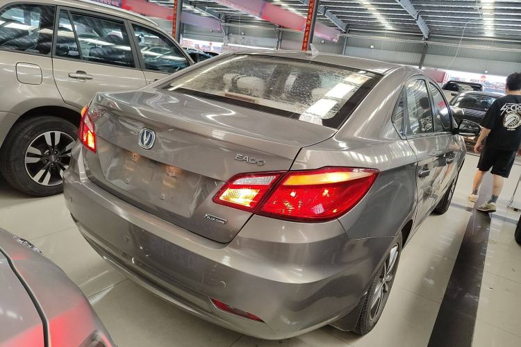 Used CHANGAN Eado 2015 1.6L Manual Luxury Model China V Standard Exterior 5