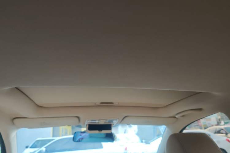 Used CHANGAN Eado 2015 1.6L Automatic Luxury Model Headliner