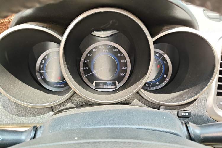 Used CHANGAN Eado 2015 1.6L Manual Luxury Model China IV Standard Instrument Cluster