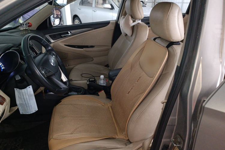 Used CHANGAN Eado 2015 1.6L Automatic Luxury Model Left Front Seat