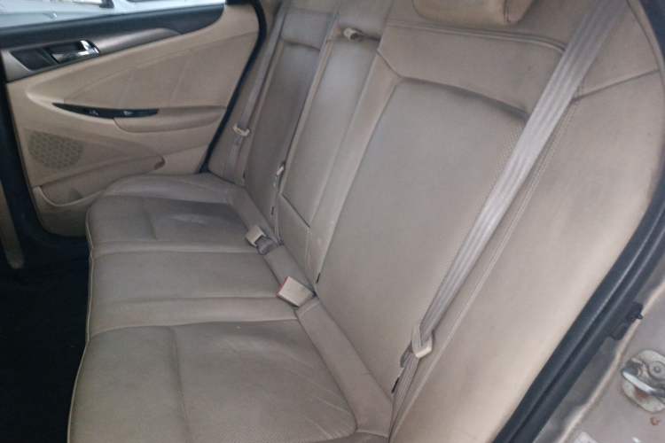 Used CHANGAN Eado 2015 1.6L Automatic Luxury Model Left Rear Seat