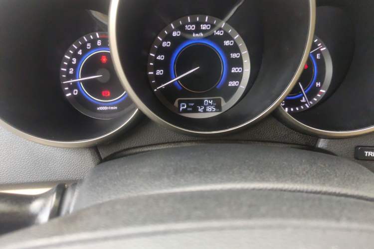Used CHANGAN Eado 2015 1.6L Automatic Luxury Model Odometer Close Up