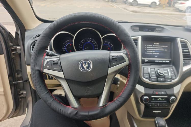 Used CHANGAN Eado 2015 1.6L Automatic Luxury Model Steering Wheel