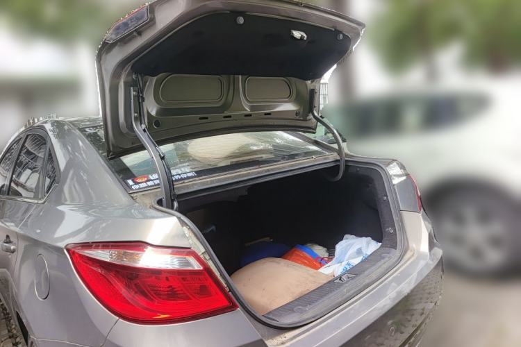 Used CHANGAN Eado 2015 1.6L Automatic Luxury Model Trunk