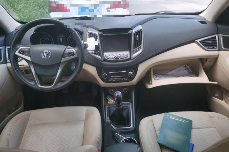 Used CHANGAN Eado 2016 1.6L Manual Fashion Edition Center Console