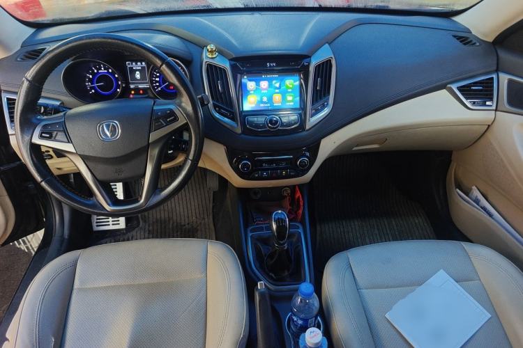 Used CHANGAN Eado 2016 1.6L Manual Fashion Edition Center Console