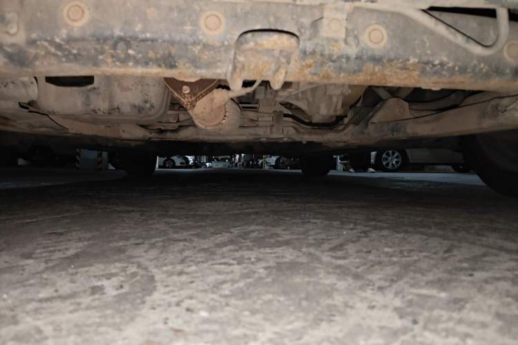 Used CHANGAN Eado 2016 1.6L Manual Fashion Edition Chassis Front