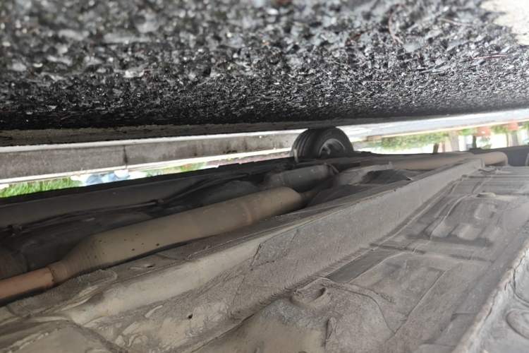 Used CHANGAN Eado 2016 1.6L Manual Fashion Edition Chassis Front Right