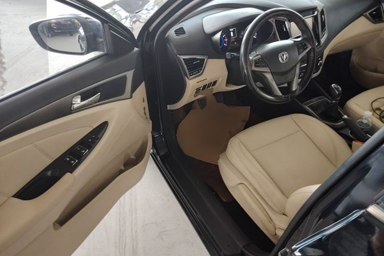 Used CHANGAN Eado 2016 1.6L Manual Fashion Edition Driver Seat