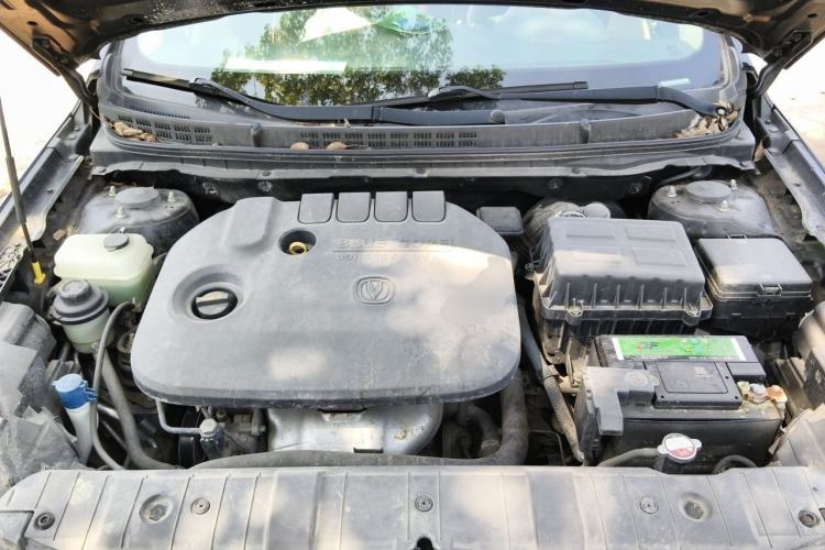 Used CHANGAN Eado 2016 1.6L Manual Fashion Edition Engine Bay