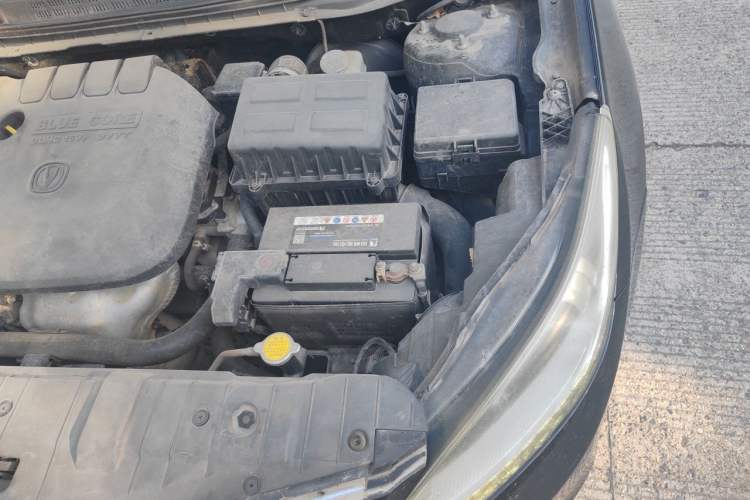 Used CHANGAN Eado 2016 1.6L Manual Fashion Edition Engine Bay Left